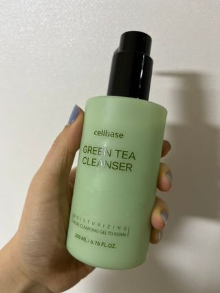 프리마인 메이크업과 들뜨는 각질까지 한방에 깐달걀로! 순하기까지한 셀베이스 그린티클렌저(200ml) — 5점을 준 리뷰어가 2023년 5월 올린 사용 사진
