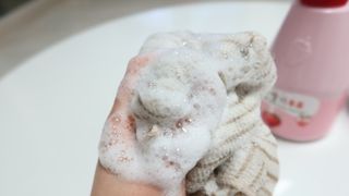 [과일나라] 피부가 마시는 딸기우유 바디클렌저&바디로션 — 5점을 준 리뷰어가 2022년 2월 올린 사용 사진