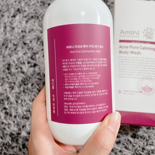 아미니 아크네 퓨어카밍 바디워시 500ml — 4점을 준 리뷰어가 2021년 7월 올린 사용 사진