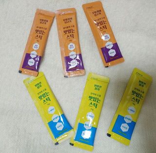 페페로니 맛있는 스틱 - 무항생제 닭고기 15개 + 원양선 참치 15개 — 5점을 준 리뷰어가 2021년 10월 올린 사용 사진