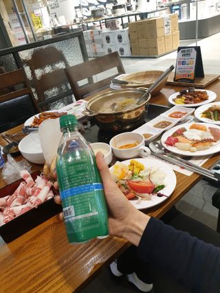 몽베스트 Montbest with Sparkling water Plain 20병 — 5점을 준 리뷰어가 2021년 10월 올린 사용 사진