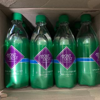 몽베스트 Montbest with Sparkling water Plain 20병 — 3점을 준 리뷰어가 2021년 10월 올린 사용 사진