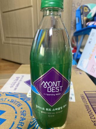 몽베스트 Montbest with Sparkling water Plain 20병 — 5점을 준 리뷰어가 2023년 2월 올린 사용 사진
