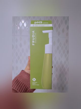 [후르디아] 아보카도 약산성 비건 여성 청결제 — 5점을 준 리뷰어가 2021년 4월 올린 사용 사진