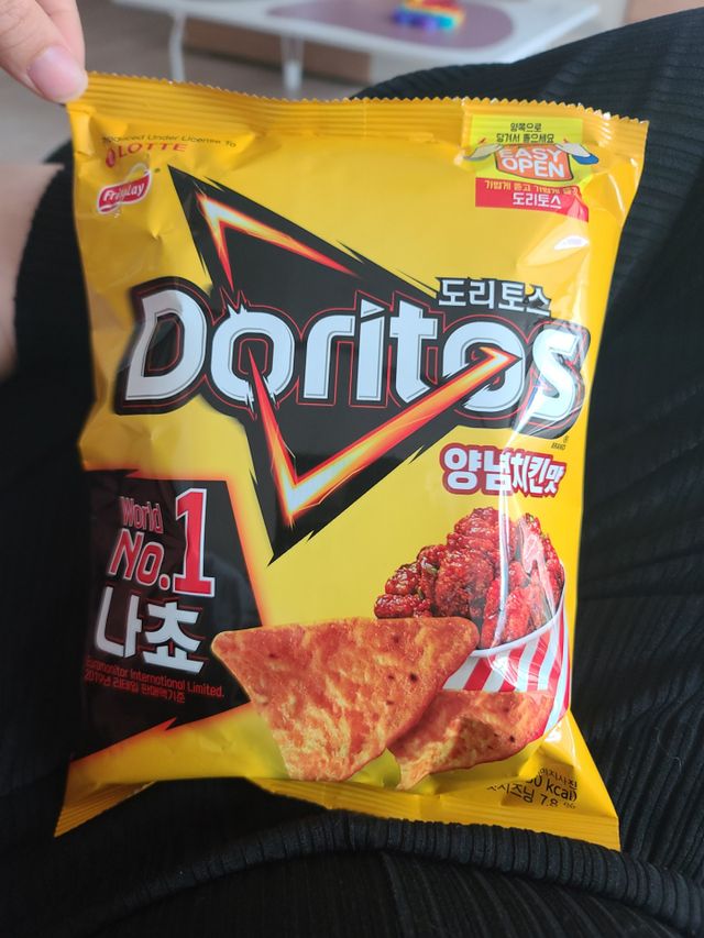 도리토스 양념치킨맛 리뷰 사진