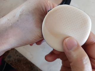 수려한 더 블랙 텐션 핏 메쉬쿠션 — 5점을 준 리뷰어가 2024년 1월 올린 사용 사진