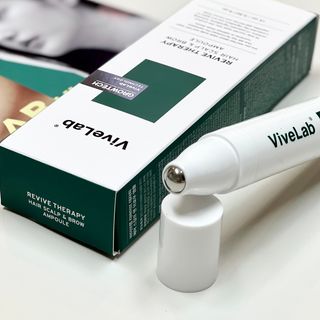 바이브랩 [탈모증상완화] 헤어라인 눈썹 두피앰플 — 5점을 준 리뷰어가 2022년 3월 올린 사용 사진