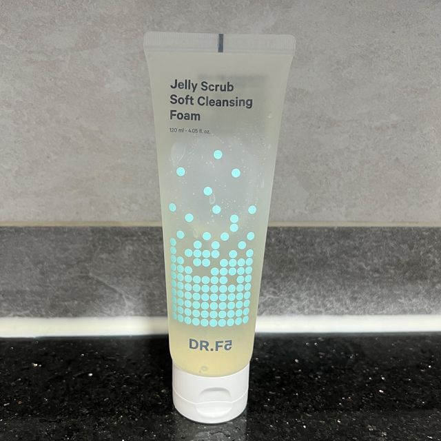젤리스크럽 소프트 클렌징폼 120ml 리뷰 사진