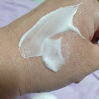 mom e 맘이 내추럴 베이비 케어 샴푸앤바스+로션 — 5점을 준 리뷰어가 2021년 1월 올린 사용 사진