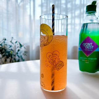 몽베스트 Montbest with Sparkling water Plain 20병 — 5점을 준 리뷰어가 2021년 11월 올린 사용 사진