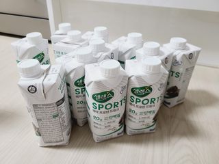 셀렉스스포츠 셀렉스 스포츠 웨이 프로틴 초콜릿 _ 330ml x 12팩 — 5점을 준 리뷰어가 2021년 3월 올린 사용 사진