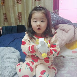 움직이는 종이로봇 - 로빗 로얄버전 움직이는 종이 로봇 - 로빗 — 2점을 준 리뷰어가 2021년 1월 올린 사용 사진