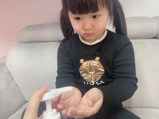 [메디팜] 세라마이드 데일리 릴리프 바디로션 — 5점을 준 리뷰어가 2021년 12월 올린 사용 사진