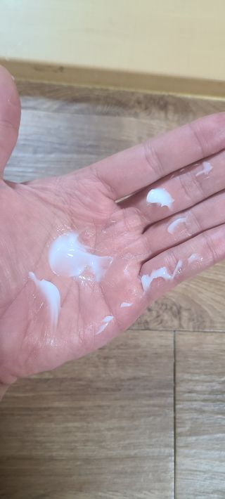 [후르디아] 민감피부 수분크림 비건 아보카도 크림 — 5점을 준 리뷰어가 2022년 8월 올린 사용 사진