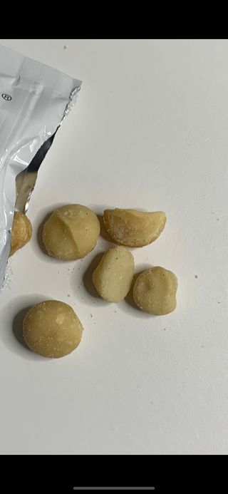 도이퉁 마카다미아 넛 90g  로얄 마카넛 오리지널 쏠트 허니 — 리뷰어가 2021년 3월 올린 사용 사진