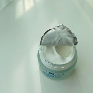 산수시 아쿠아 베네핏 24h 수부지 물광 속건조 수분크림 50ml — 4.5점을 준 리뷰어가 2021년 7월 올린 사용 사진