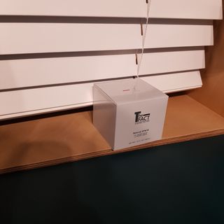 The Fact 더 팩트 내추럴 에스에프엔 에이틴 시니어 크림 — 5점을 준 리뷰어가 2021년 4월 올린 사용 사진