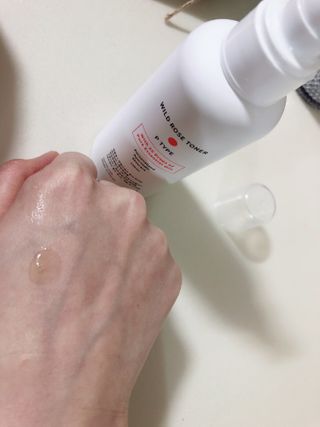 AYU25[아유트웬티파이브] 피부건강에 꼭 필요한 pH 약산성 와일드 로즈토너 — 5점을 준 리뷰어가 2021년 3월 올린 사용 사진