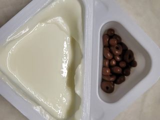 매일바이오 토핑요거트 — 5점을 준 리뷰어가 2021년 5월 올린 사용 사진