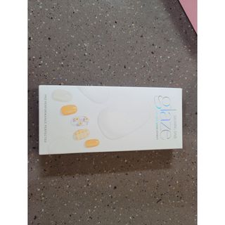 데싱디바 글레이즈 젤네일 스노쿨링 네일_5종 중 택 1 — 5점을 준 리뷰어가 2021년 8월 올린 사용 사진