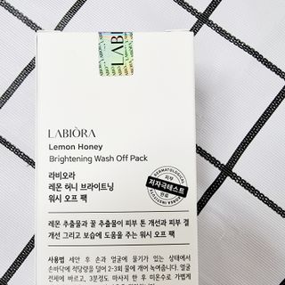 라비오라 레몬 허니 브라이트닝 워시오프 팩 100g — 5점을 준 리뷰어가 2022년 7월 올린 사용 사진