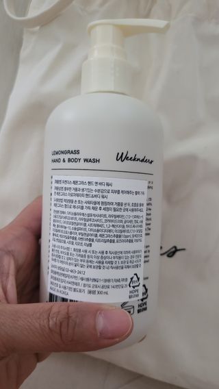 [위켄더스] 기분좋은 하루를 선사해주는 핸드& 바디워시 1종 랜덤발송 — 5점을 준 리뷰어가 2022년 5월 올린 사용 사진