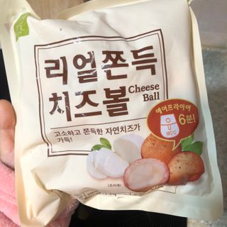 가치식탁 리얼쫀득치즈볼 — 4점을 준 리뷰어가 2021년 2월 올린 사용 사진