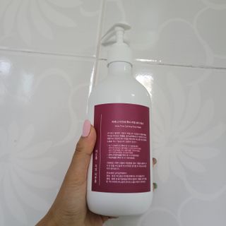 아미니 아크네 퓨어카밍 바디워시 500ml — 5점을 준 리뷰어가 2021년 7월 올린 사용 사진