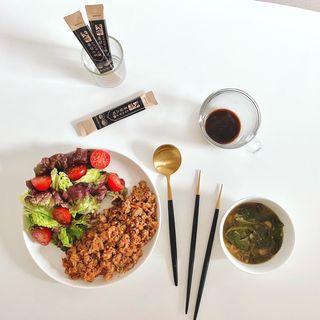 헬스업_천명진프리미엄홍삼스틱_10ml x 30포 — 5점을 준 리뷰어가 2021년 2월 올린 사용 사진