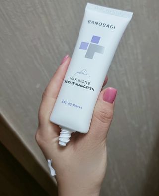 바노바기 코스메틱 바노바기 밀크씨슬 리페어 시카 선스크린 플러스 50ml — 5점을 준 리뷰어가 2023년 2월 올린 사용 사진