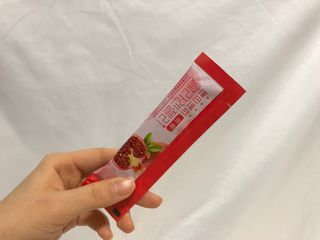 헬스업_쁘띠쁘띠석류콜라겐젤리_20g x 14포 — 5점을 준 리뷰어가 2021년 1월 올린 사용 사진