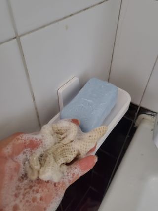 (인스타X) 윌라이프 아이스 멘톨(네이버) 클린 샤워바 샴푸바 150g+거품 — 5점을 준 리뷰어가 2024년 7월 올린 사용 사진