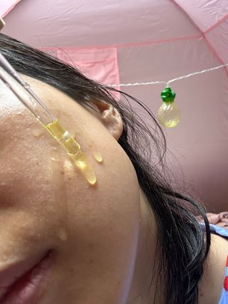 코매료 셀인키 리바이탈 퍼펙트 세럼 2종(천연오일100프로+순수비타민c150,000ppm) — 5점을 준 리뷰어가 2024년 2월 올린 사용 사진