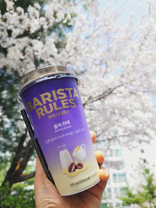 바리스타룰스 돌체 라떼 — 5점을 준 리뷰어가 2023년 4월 올린 사용 사진