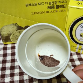 몽베스트 위드더 블랜딩 하우스 _레몬 블랙티 — 5점을 준 리뷰어가 2022년 12월 올린 사용 사진