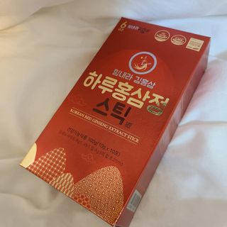 힘내라김홍삼 하루홍삼정스틱 10g x 10포 — 3점을 준 리뷰어가 2021년 5월 올린 사용 사진