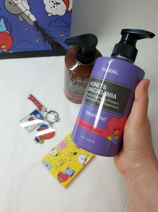 쿤달 [KUNDAL 공식] 프리미엄 헤어 케어 스페셜 세트 샴푸 500ml &amp; 트리트먼트 500ml — 5점을 준 리뷰어가 2021년 3월 올린 사용 사진