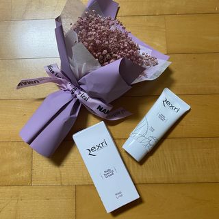 렉스리 데일리 톤업 크림 Rexri Daily Tone Up Cream — 4.5점을 준 리뷰어가 2022년 9월 올린 사용 사진