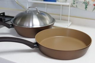 모멘토 마론 프라이팬 26cm 3종 (26cm팬/26cm웍팬/호환 스티머+돔뚜껑) — 5점을 준 리뷰어가 2022년 9월 올린 사용 사진