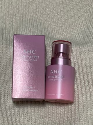 AHC 아우라 시크릿 톤업 벨벳 — 4.5점을 준 리뷰어가 2021년 4월 올린 사용 사진