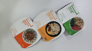 직탁 식단관리 3종 도시락(꼬막 듬뿍 곤드레비빔밥, 알리오올리오 불고기오믈렛, 매콤쭈꾸미 시래기유채밥) — 5점을 준 리뷰어가 2022년 7월 올린 사용 사진