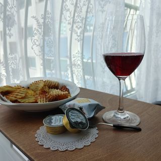 [유픽] 1인분 와인안주 블랙올리브/후무스 페이스트 2종 2세트, 총 4개 — 4점을 준 리뷰어가 2021년 3월 올린 사용 사진