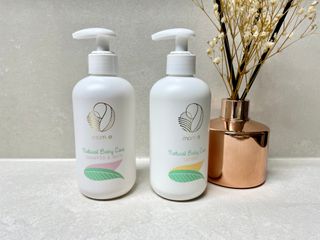 mom e 맘이 내추럴 베이비 케어 샴푸앤바스+로션 — 4점을 준 리뷰어가 2021년 1월 올린 사용 사진
