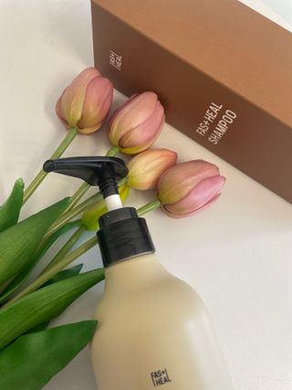패스트힐(fast heal) 패스트힐 탈모증상완화샴푸 470ml — 5점을 준 리뷰어가 2023년 9월 올린 사용 사진