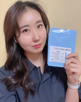 [아이오유] 수퍼 아쿠아 모이스트 마스크팩(10매) — 5점을 준 리뷰어가 2022년 6월 올린 사용 사진