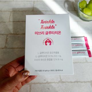 메디포스트 모비타 미쓰리 글루타치온 30포 — 5점을 준 리뷰어가 2022년 12월 올린 사용 사진