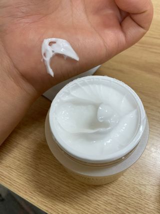 Dr.느루벗 느루벗 링클 솔루션 콘센트레이트 스네일 탄력 달팽이 크림 80g — 5점을 준 리뷰어가 2021년 4월 올린 사용 사진