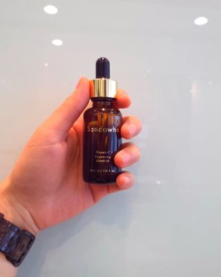 스킨큐어 산다화 비타민c 화이트닝 에센스 30ml — 5점을 준 리뷰어가 2023년 7월 올린 사용 사진