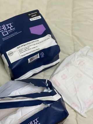 N[템포 ] 패드 내추럴 순면 입는 오버나이트 5P * 2개 — 5점을 준 리뷰어가 2024년 3월 올린 사용 사진