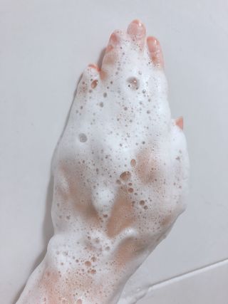 아토컴피 신생아도 사용가능한 무알러지 1회용 바디워시 여행키트 ( 독일 임상시험 완료) — 4점을 준 리뷰어가 2023년 2월 올린 사용 사진